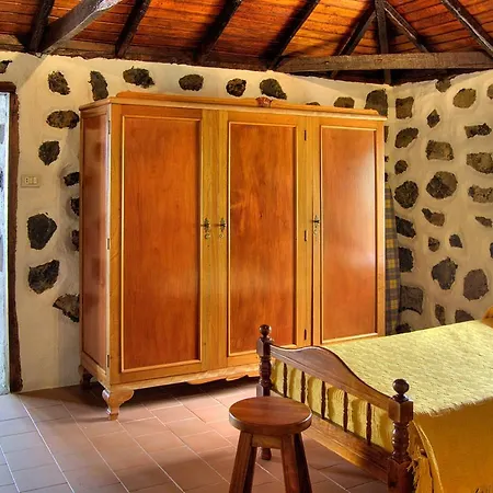 Holidaynorthtenerife Montiel Country house